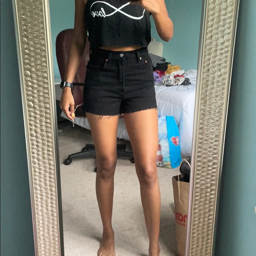 Levi shorts